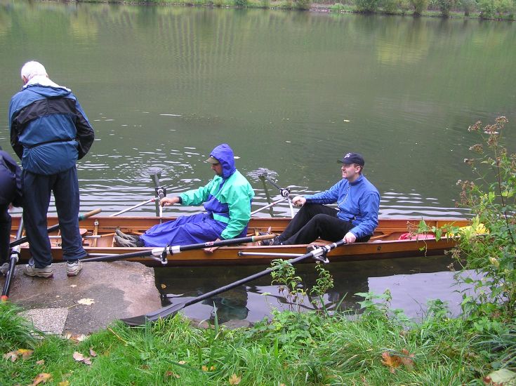 Einsteigen zwischen Steinen