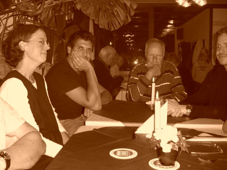 Retro entsprechend der ollen Moselkneipe, die wir erwischt haben